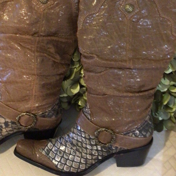 J. Renee boot - Picture 3 of 6